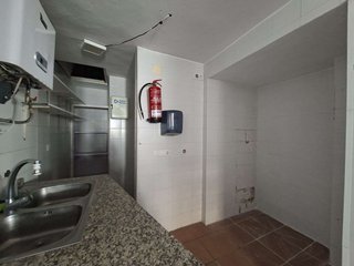 Local comercial en venta en Poniente-Faro en Vélez-Málaga