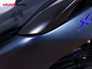 YAMAHA X-MAX 125