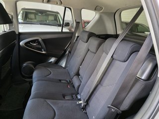 Toyota RAV4 2011