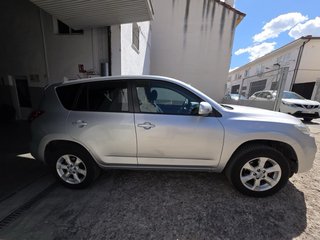 Toyota RAV4 2011
