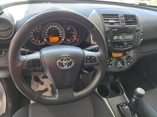 Toyota RAV4 2011