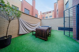 Casa adosada en venta en Los Molinos - Villa Blanca en Almería