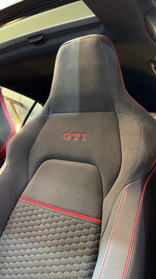 Volkswagen Golf 2023