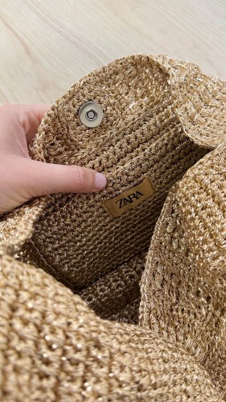 Bolso Zara Dorado Tejido