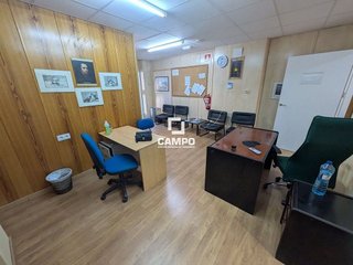 Local comercial en venta en Franciscanos en Albacete