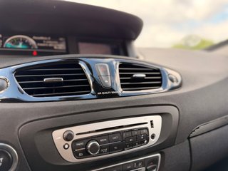 Renault Grand Scenic 2012