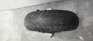 Basculante y llanta Yamaha FZR 1000