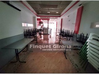 Local comercial en venta en Santa Eugènia en Girona