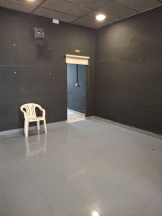Local comercial en alquiler en La Plana en Esplugues de Llobregat