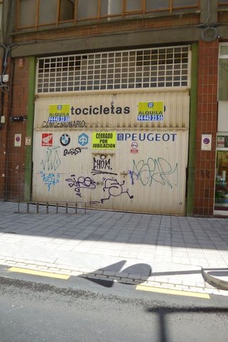 Local comercial en alquiler en Errekaldeberri - Larraskitu en Bilbao