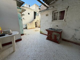 Casa adosada en venta en Torredonjimeno
