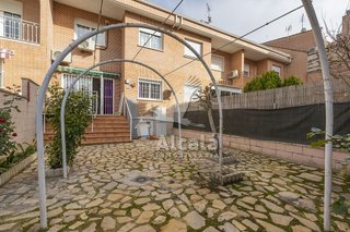 Casa en venta en Loeches