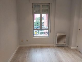 Piso en alquiler en Centro Ciudad en León