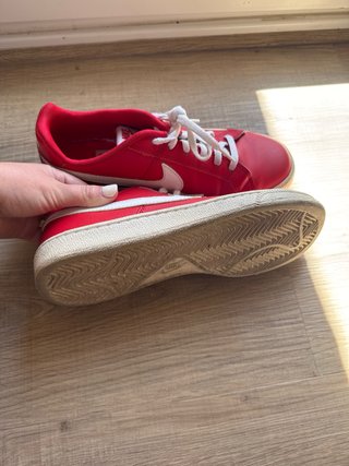 Zapatillas Nike Rojas y Blancas