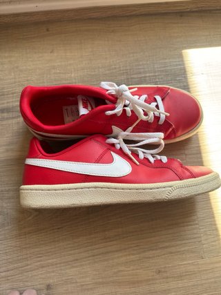 Zapatillas Nike Rojas y Blancas