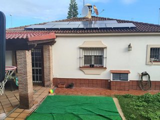 Chalet en venta en La Granja-La Colina-Los Pastores en Algeciras