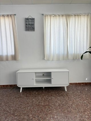 OFERTA!! Mesa TV Blanca Madera