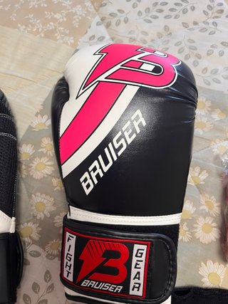 Guantes y Vendas de Boxeo Bruiser