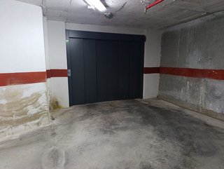 Garaje en venta en Carolinas Bajas en Alicante