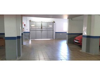 Garaje en alquiler en Ca n'Aurell en Terrassa