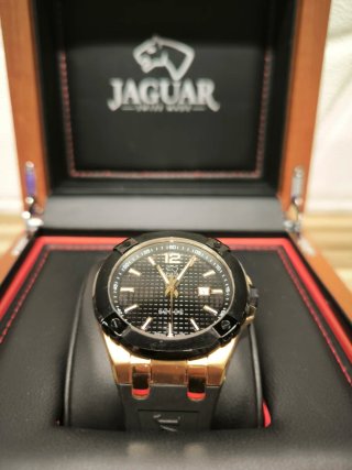 Reloj Jaguar J1013/1 Negro y color cobre
