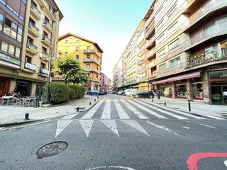 Local comercial en alquiler en Centro en Errenteria