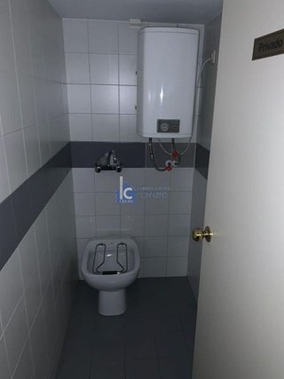Local comercial en alquiler en Centro en Ourense