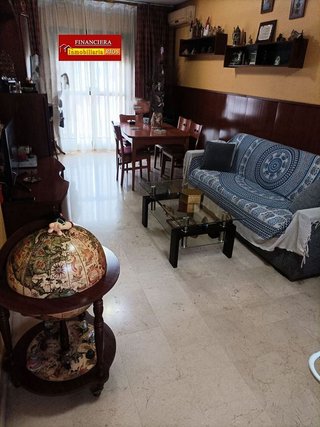 Casa en venta en La Paz en Alcalá de Guadaira