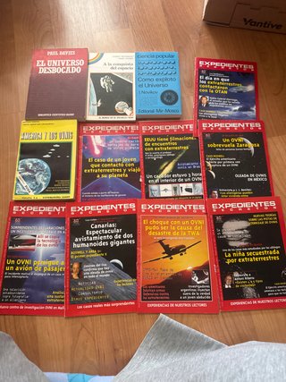 Libros y folletos ovnis y universo