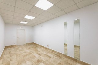 Local comercial en venta en Ermitagaña - Mendebaldea en Pamplona