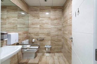 Local comercial en venta en Ermitagaña - Mendebaldea en Pamplona