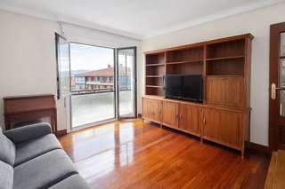 Piso en venta en Miracruz - Bidebieta en San Sebastián-Donostia