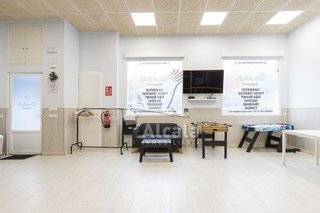 Local comercial en venta en Val en Alcalá de Henares