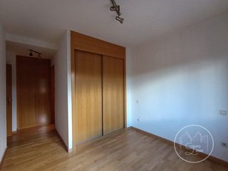 Piso en venta en Universidad en Ávila