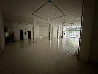 Local comercial en venta en Delicias en Zaragoza