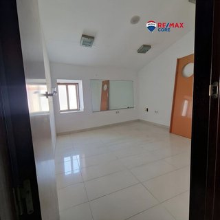 Local comercial en venta en Olivenza