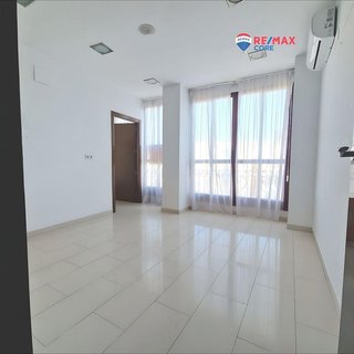 Local comercial en venta en Olivenza