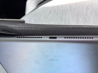 iPad 10.2 (2021) Negro - Poco Uso