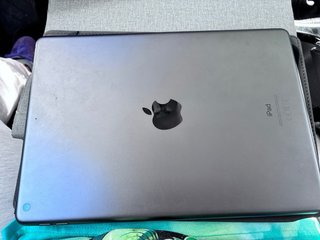 iPad 10.2 (2021) Negro - Poco Uso