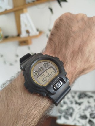 Casio GShock DW6900MR Reloj Digital Japan Quartz