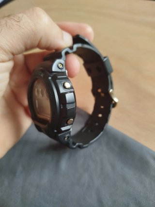 Casio GShock DW6900MR Reloj Digital Japan Quartz
