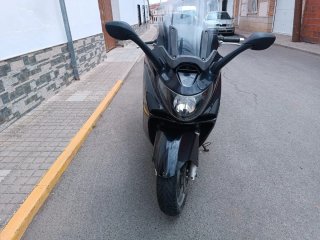 Kymco 500 Xciting 2005 - 39.721 km