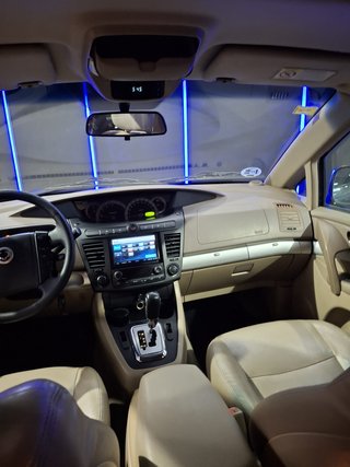 SSANGYONG RODIUS I 2.7 Xdi 165