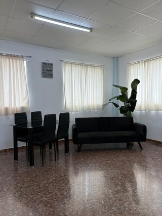 PACK+ENVIO GRATIS!! Mesa Comedor + Sofá Cama Negro