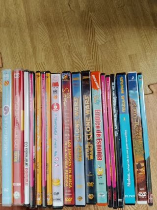 Lote 20 DVDs Infantiles (Español)