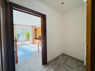 Casa pareada en alquiler en Tiana