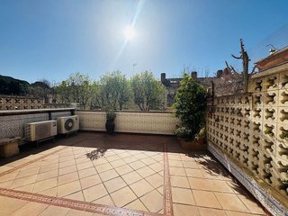 Casa pareada en alquiler en Tiana