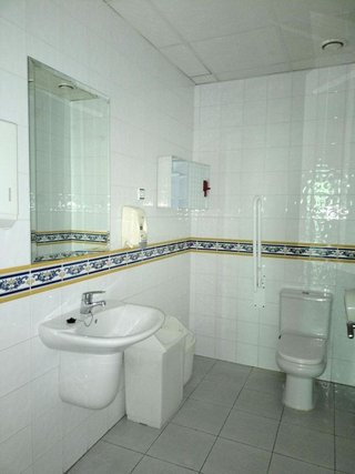 Local comercial en alquiler en Viaplana en Huelva