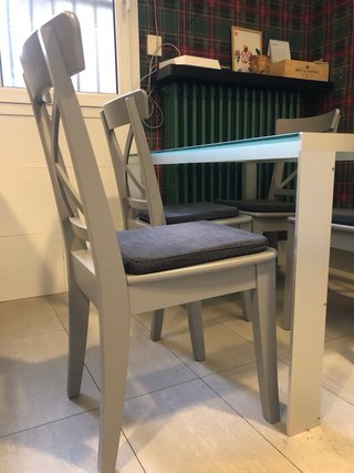 Mesa Comedor Cristal y 4 Sillas