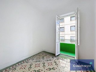 Oficina en alquiler en Ensanche - Diputación en Alicante